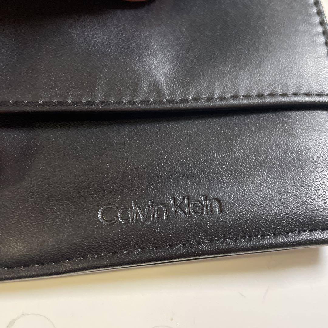 CK ブラックレザー 二つ折り財布