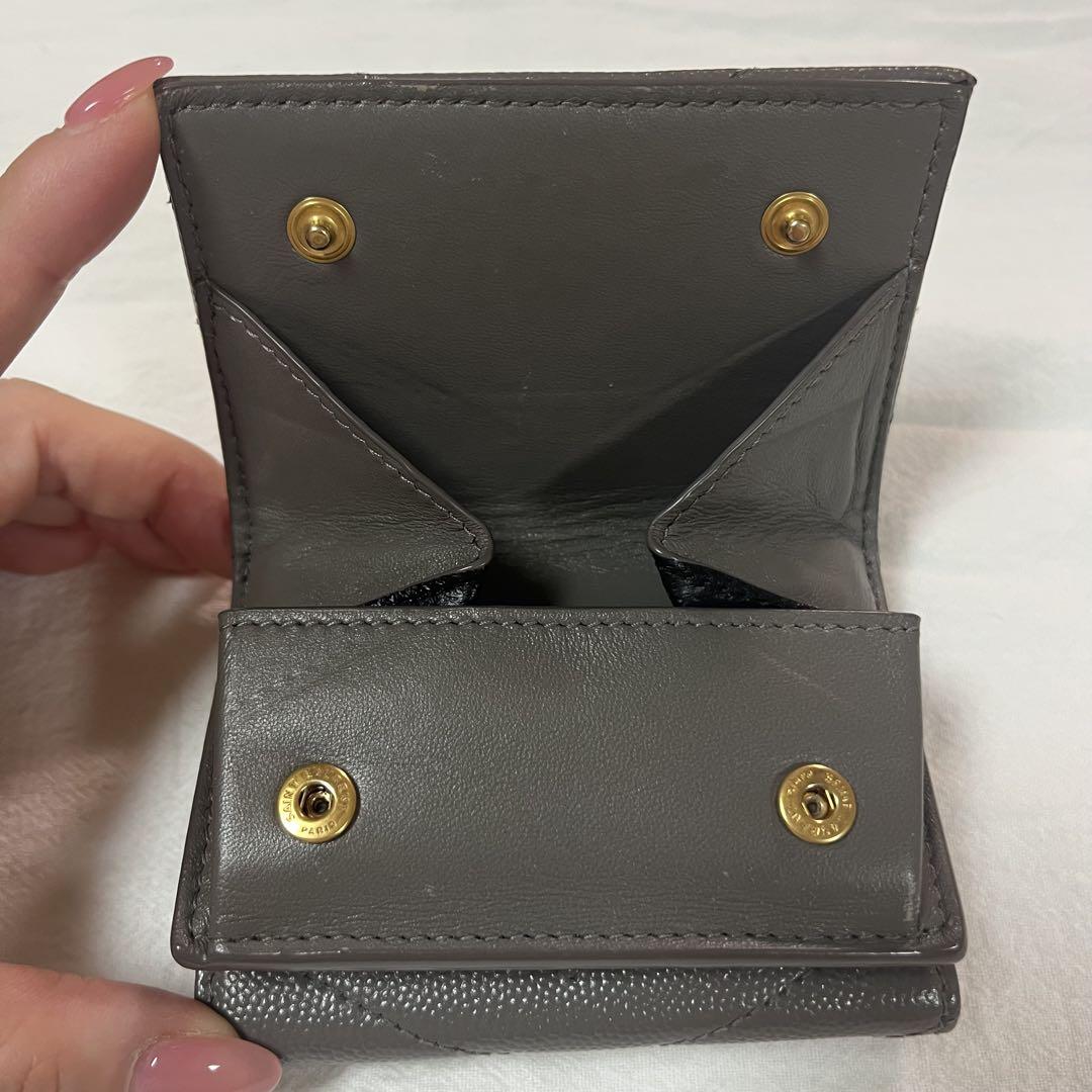 サンローラン　YSLカサンドラ　折りたたみ　財布　三つ折り