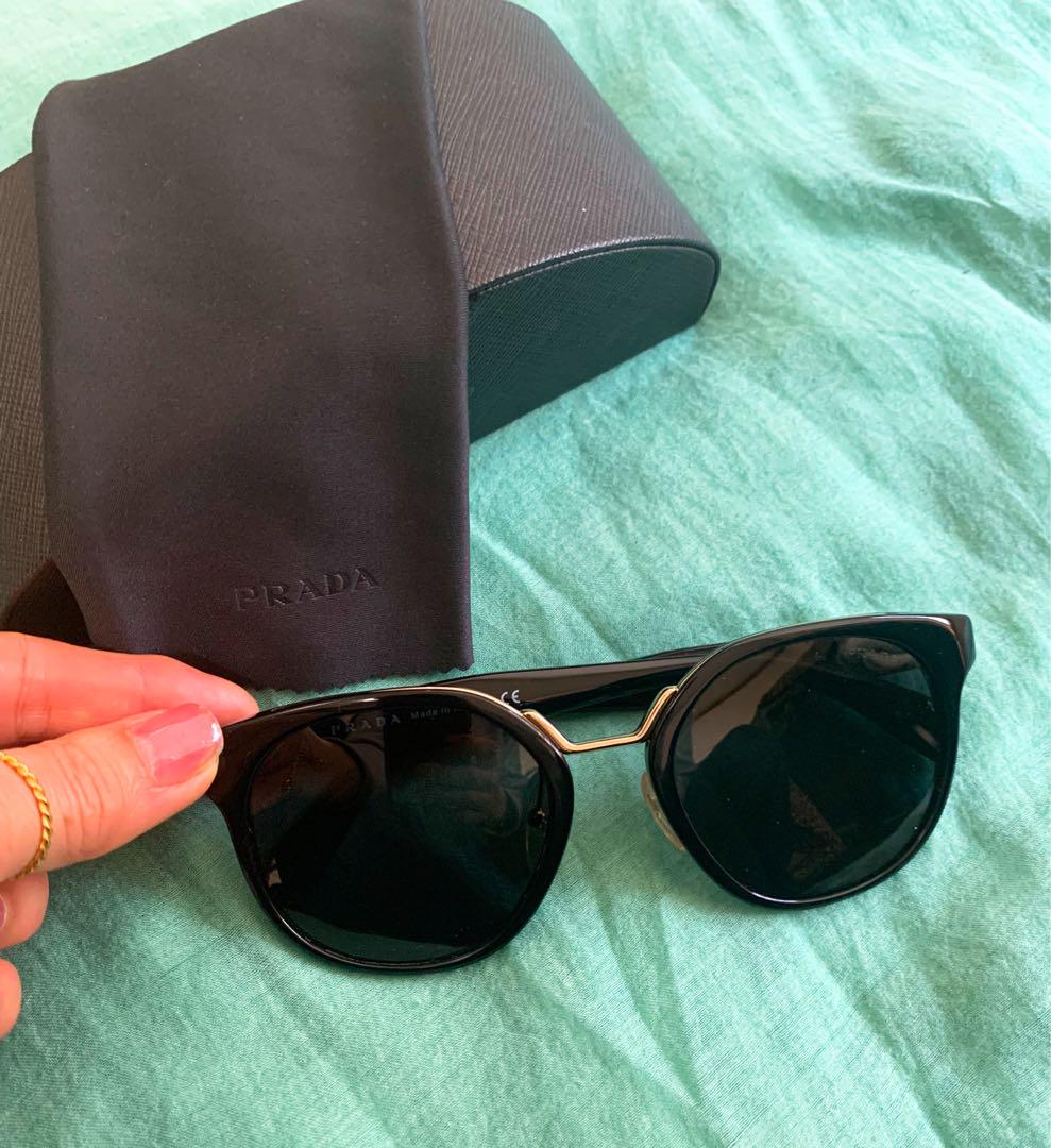 極美品 PRADA ブラック サングラス