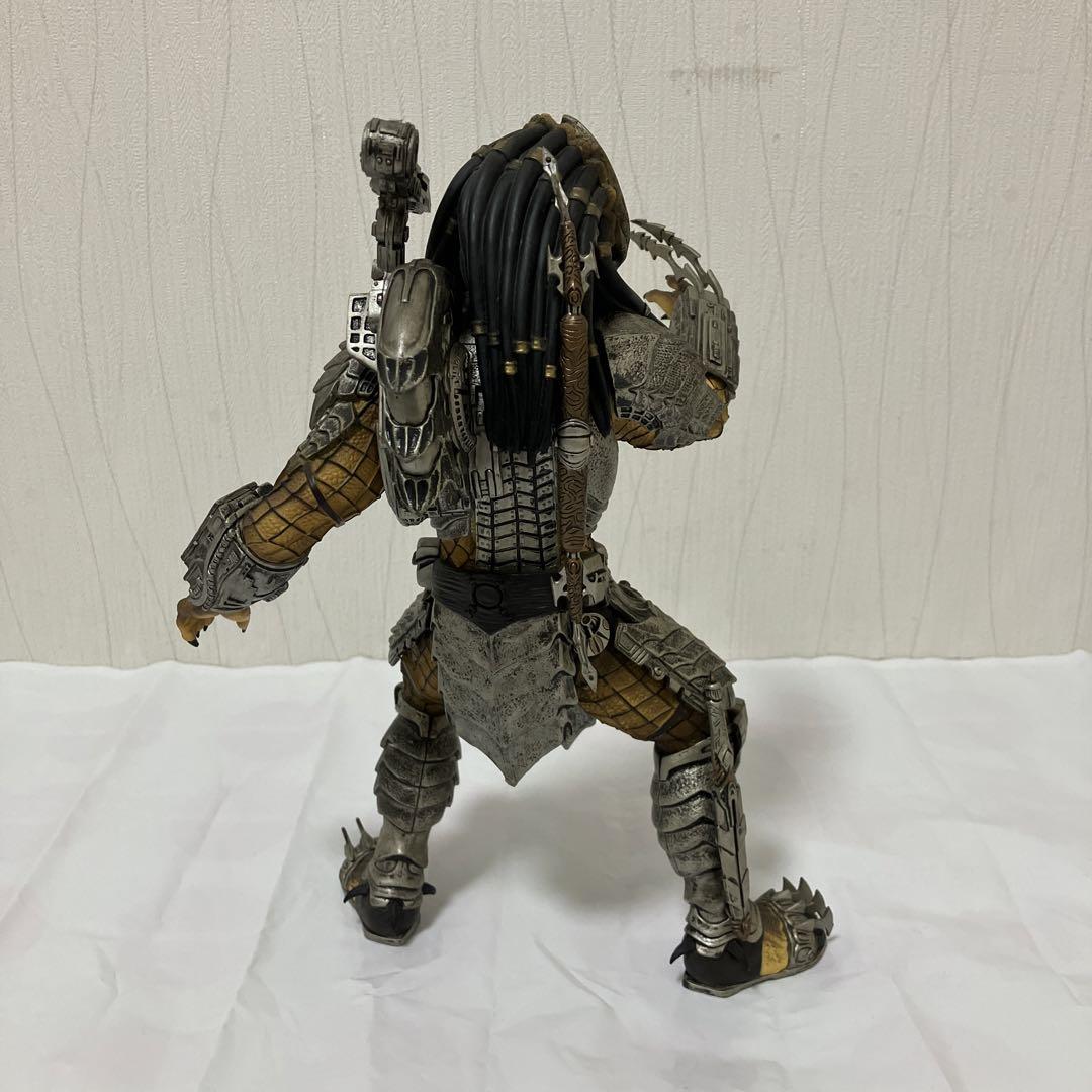 Neca alien vsプレデターアクションフィギュア、半透明モデル