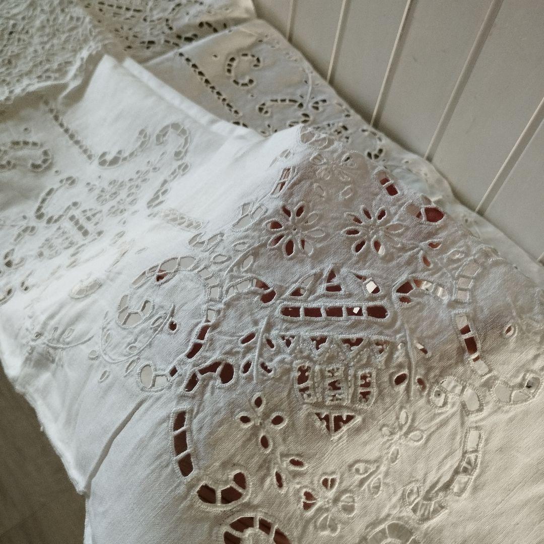 アンティークリネン　白糸手刺繍　お手仕事　リネン　テーブルクロス