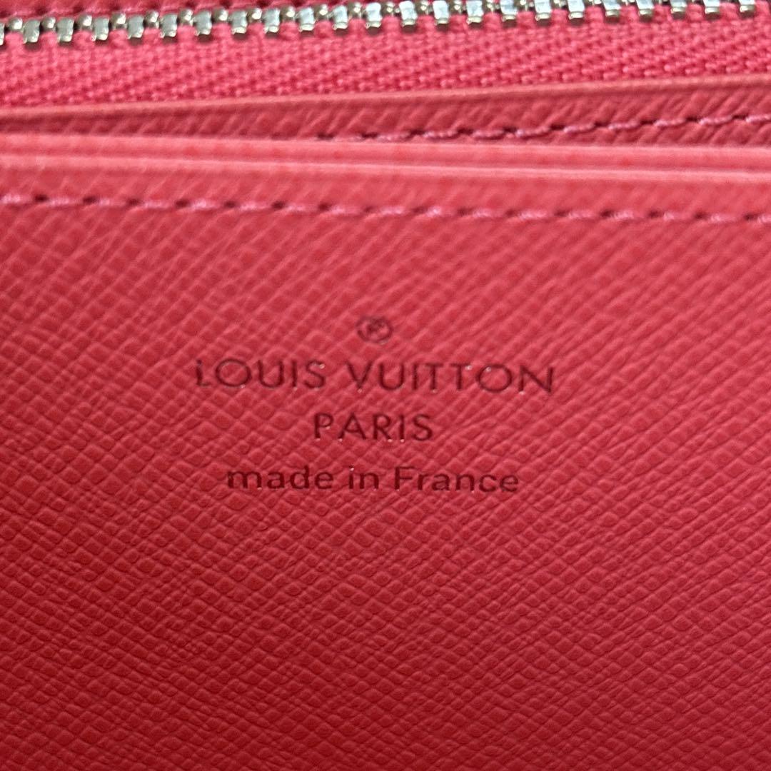 LOUIS VUITTON エピ　ラウンドファスナー　日本限定カラー　長財布