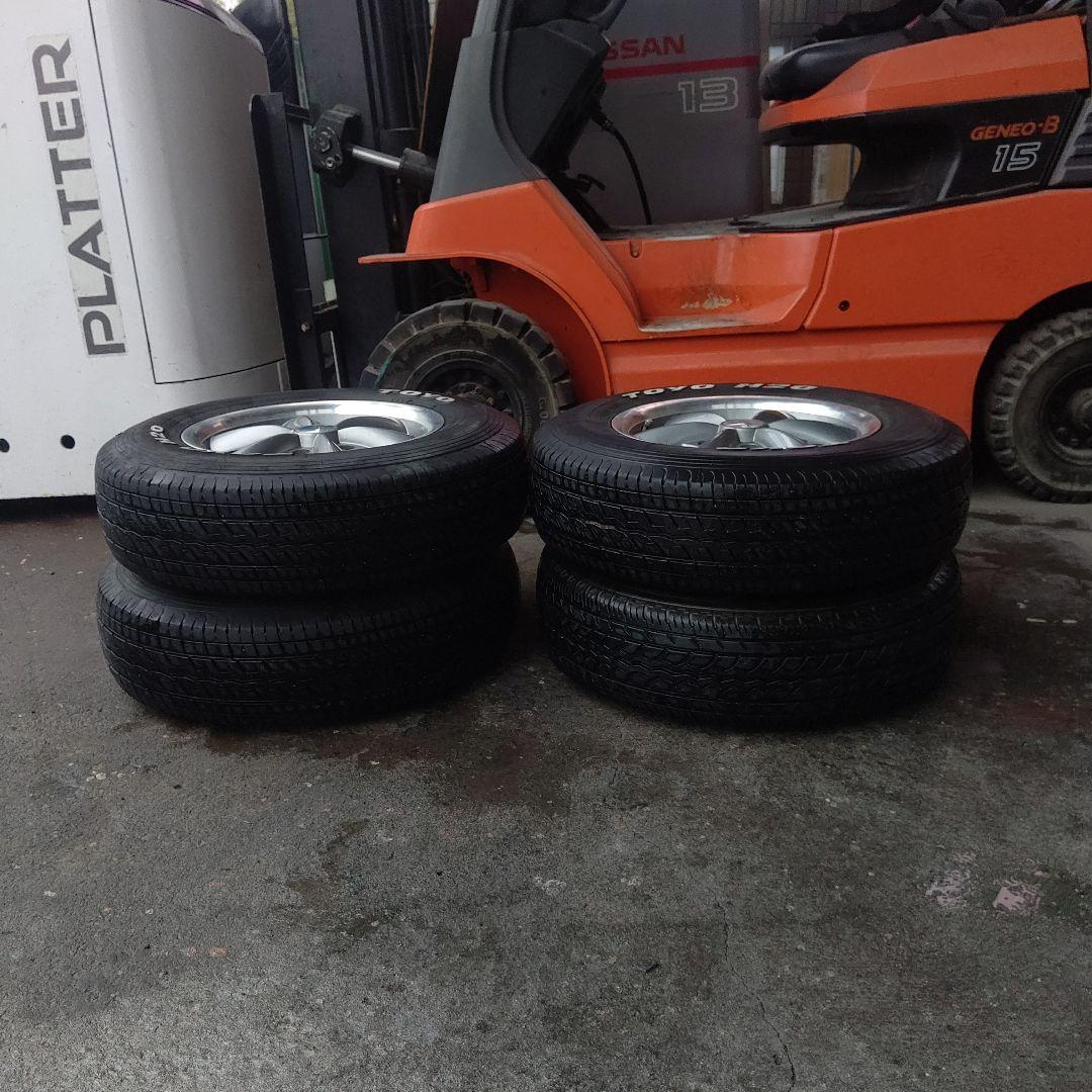 ハイエース、キャラバン、タイヤホイール195/80R15 107/105L