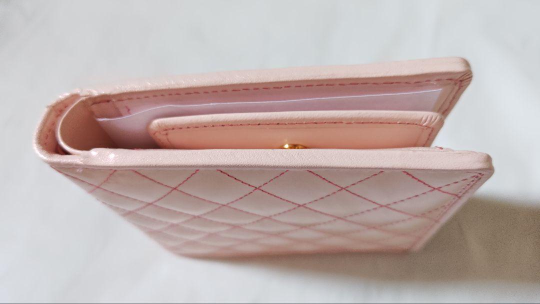 高価値セリー kitamura × Disneyコラボ 二つ折り財布財布 ピンク - メルカリ 小物