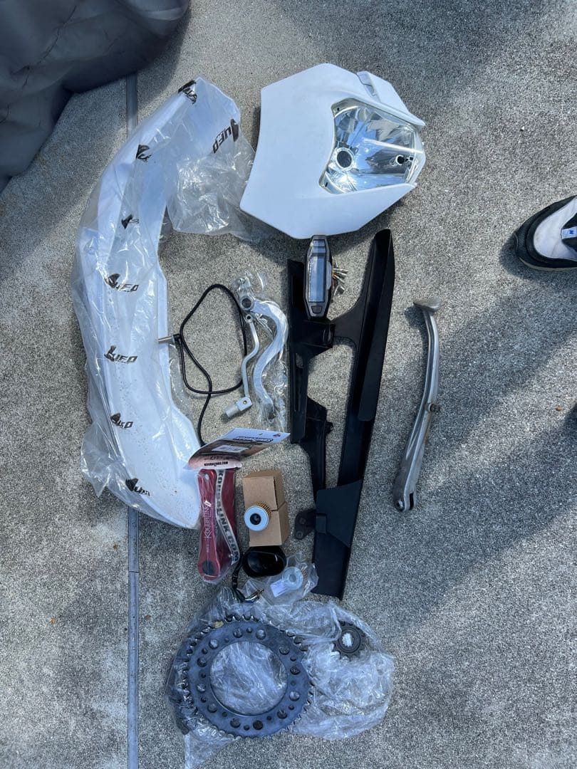 ハスクバーナ　SM250R モタード【値段交渉応じます】お気軽にご相談ください