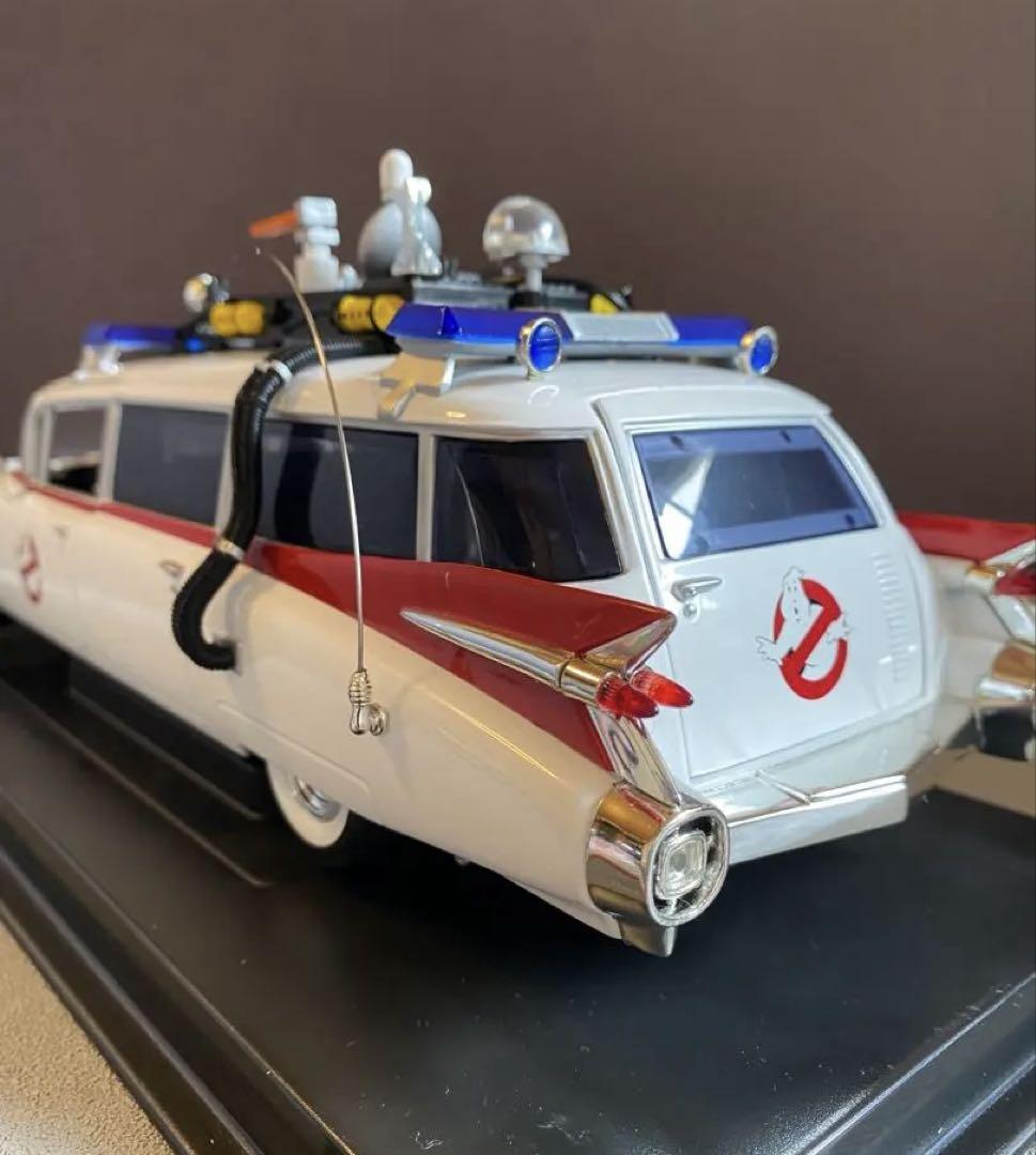 1/21 ゴーストバスターズ　ECTO 1 スライマー（緑のオバケ）付き❗️