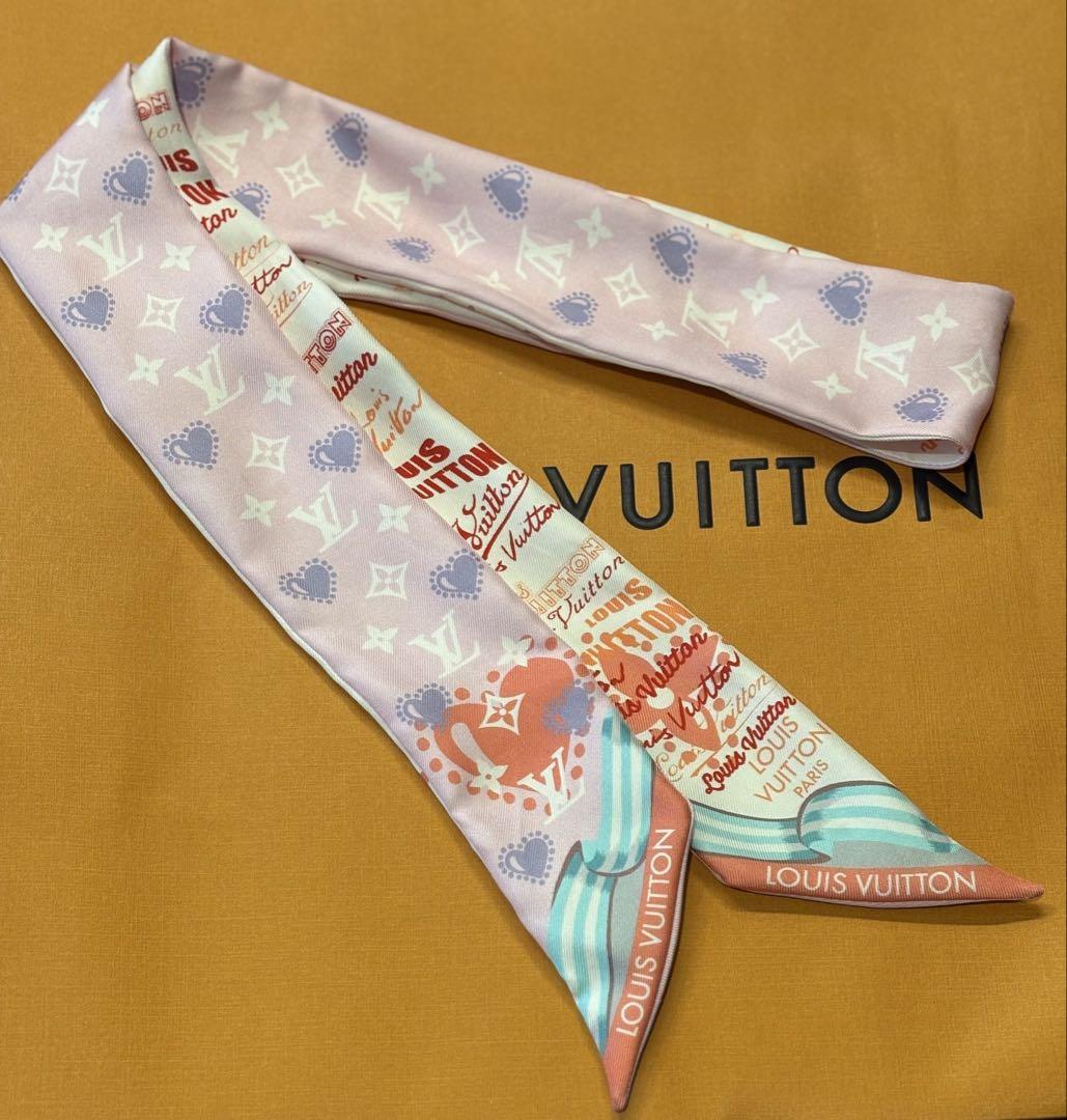 ルイヴィトン　バレンタイン限定バンドー