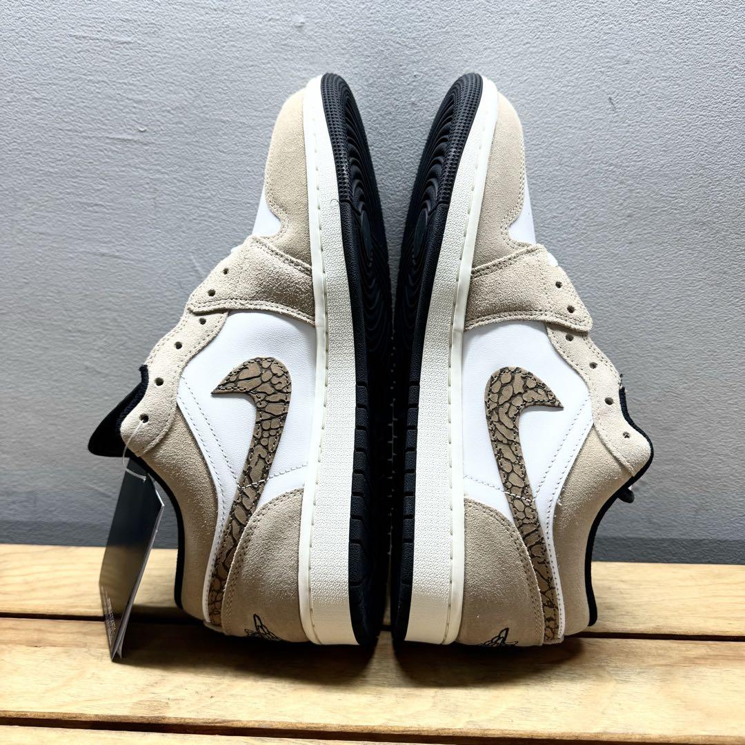 未使用タグ付 箱有 NIKE ナイキ エアジョーダン１ ロー スニーカー