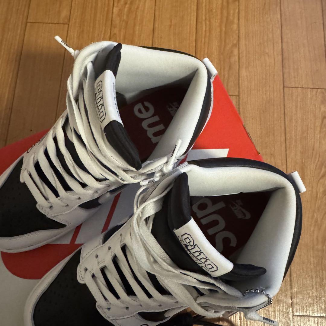 Supreme × Nike SB Dunk By Any Means　26.5