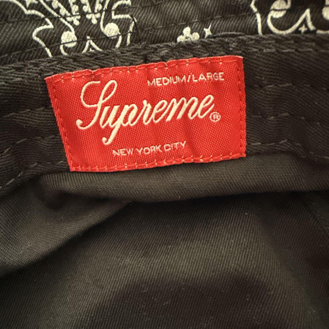 Supreme バンダナ柄 バケットハット - メルカリ