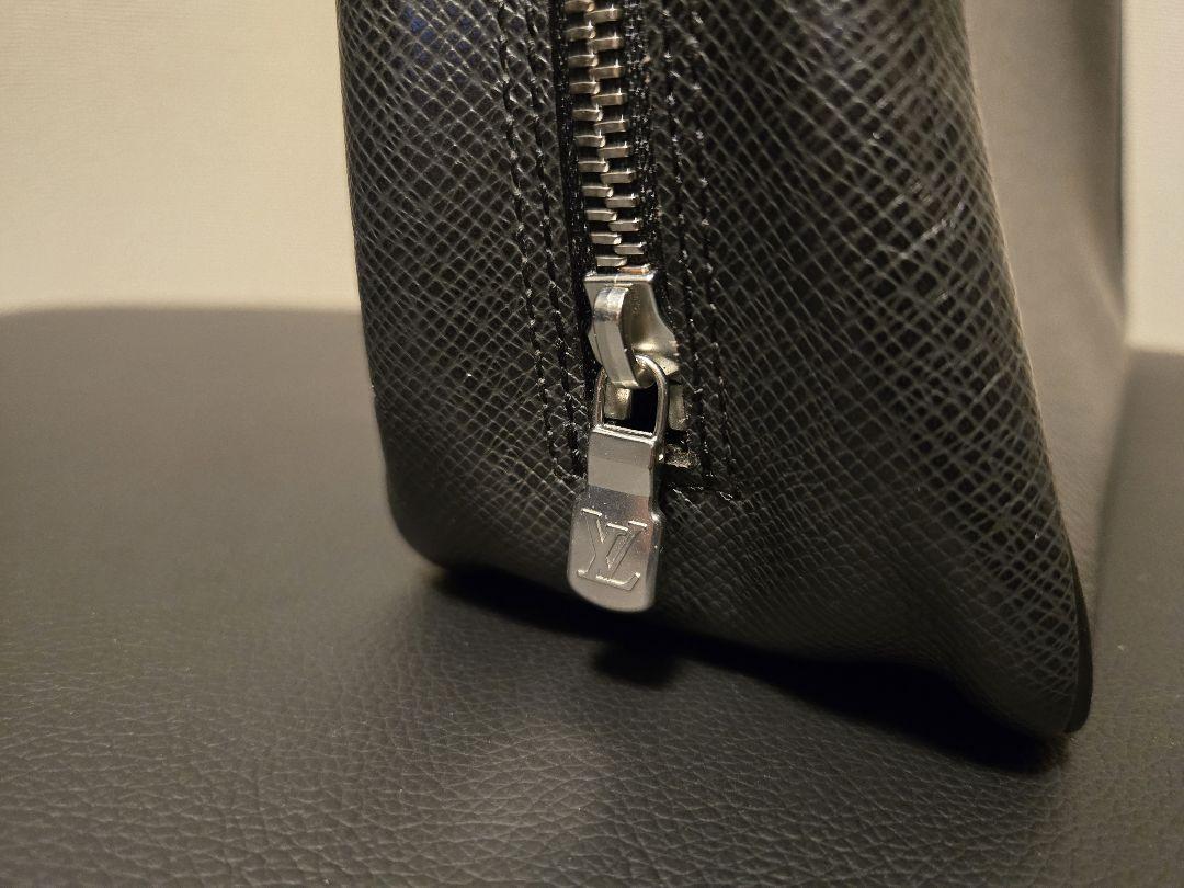 LOUIS VUITTON トゥルーストワレットGM ユニセックス