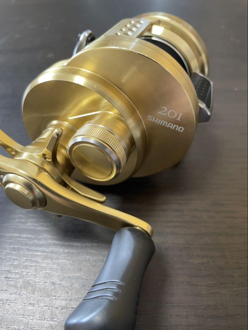 SHIMANO カルカッタコンクエスト201