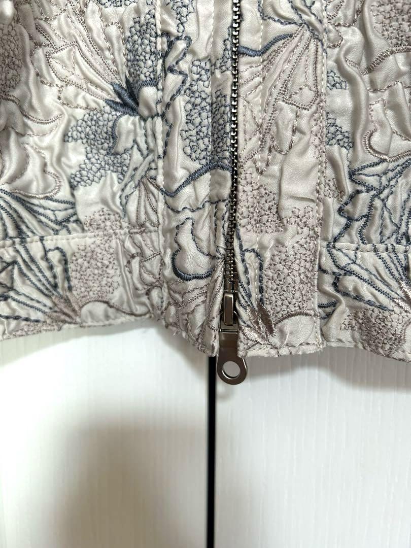 高畑充希着用 MURRAL Quartz embroidery jacket