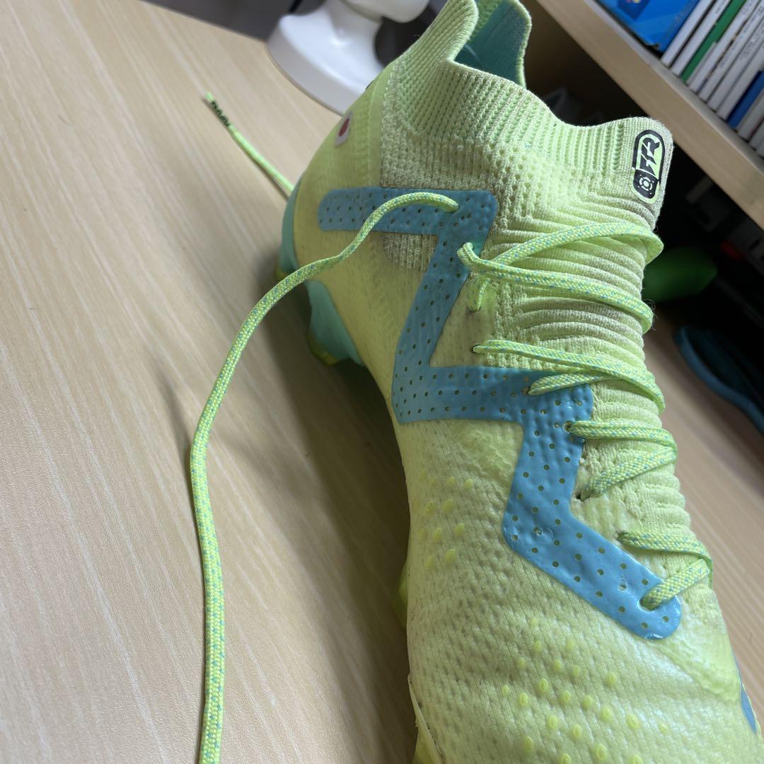 PUMA Future Z 1.3 サイン入り（シュミットダニエル選手）　左足