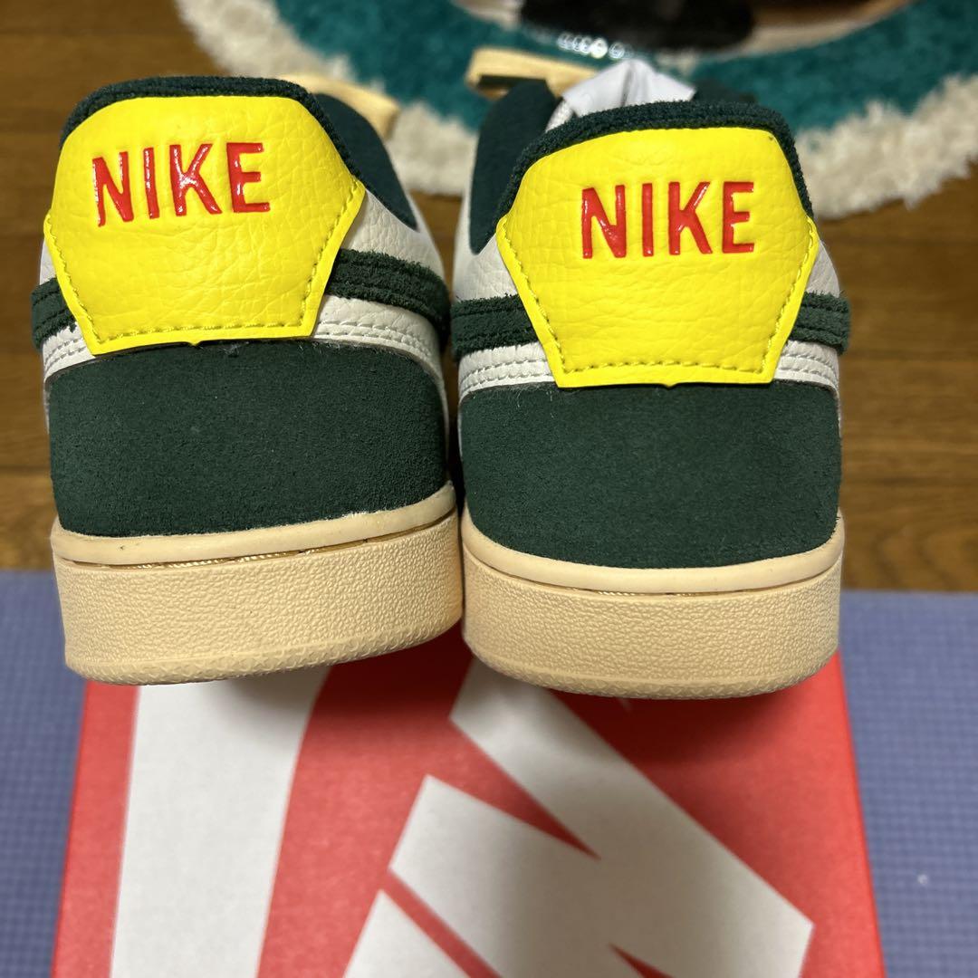 Nike スニーカー ホワイト
