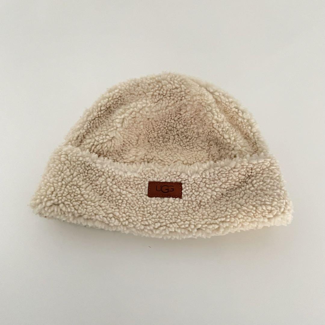 帽子 UGG CURLY SHEEPSKIN CUFF HAT