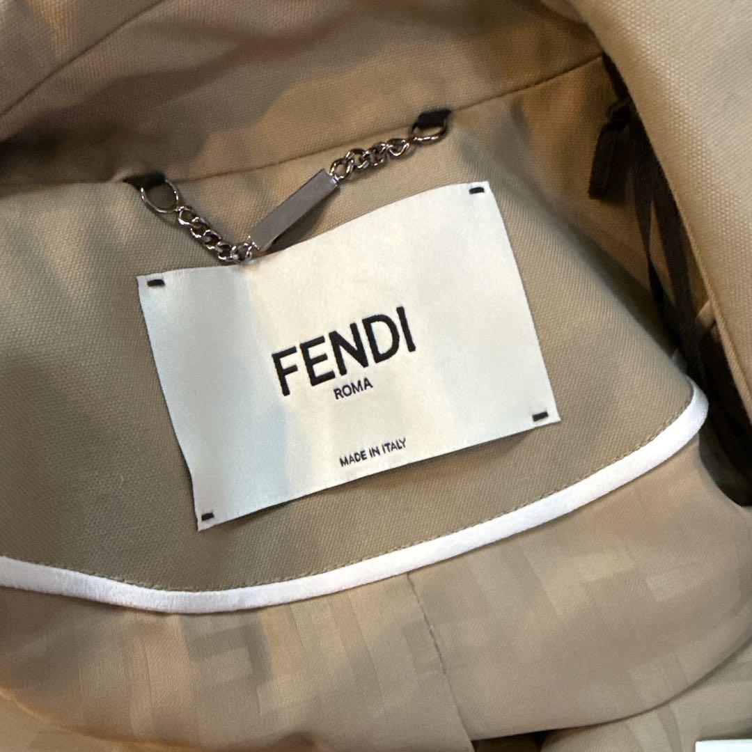 フェンディ FENDI