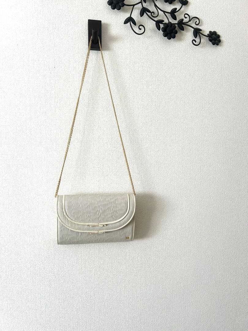 ハナエモリ クラッチ ショルダーバッグ＊2way ホワイトベージュ 本革 レザー