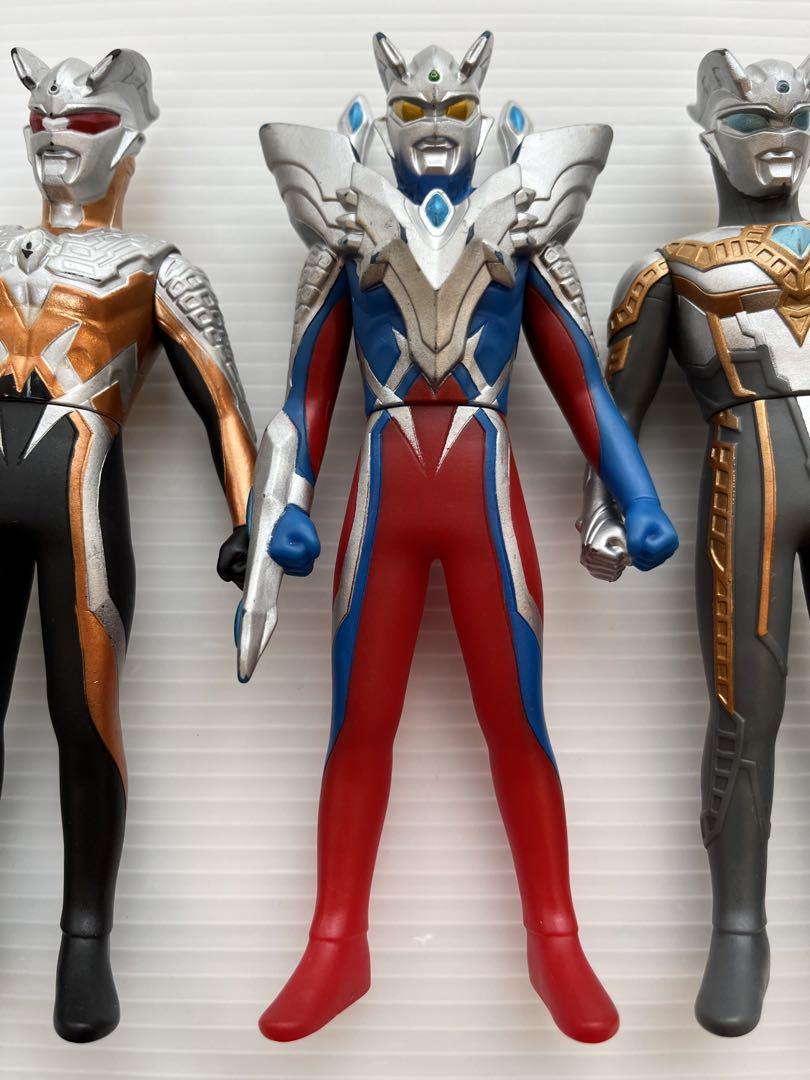 ウルトラマンフィギュア 4体セット - メルカリ