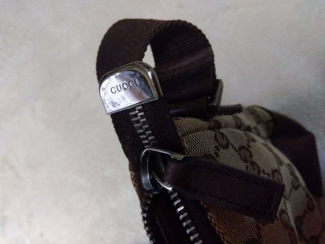 GUCCI ショルダーバッグ GUCCI ショルダーバッグ