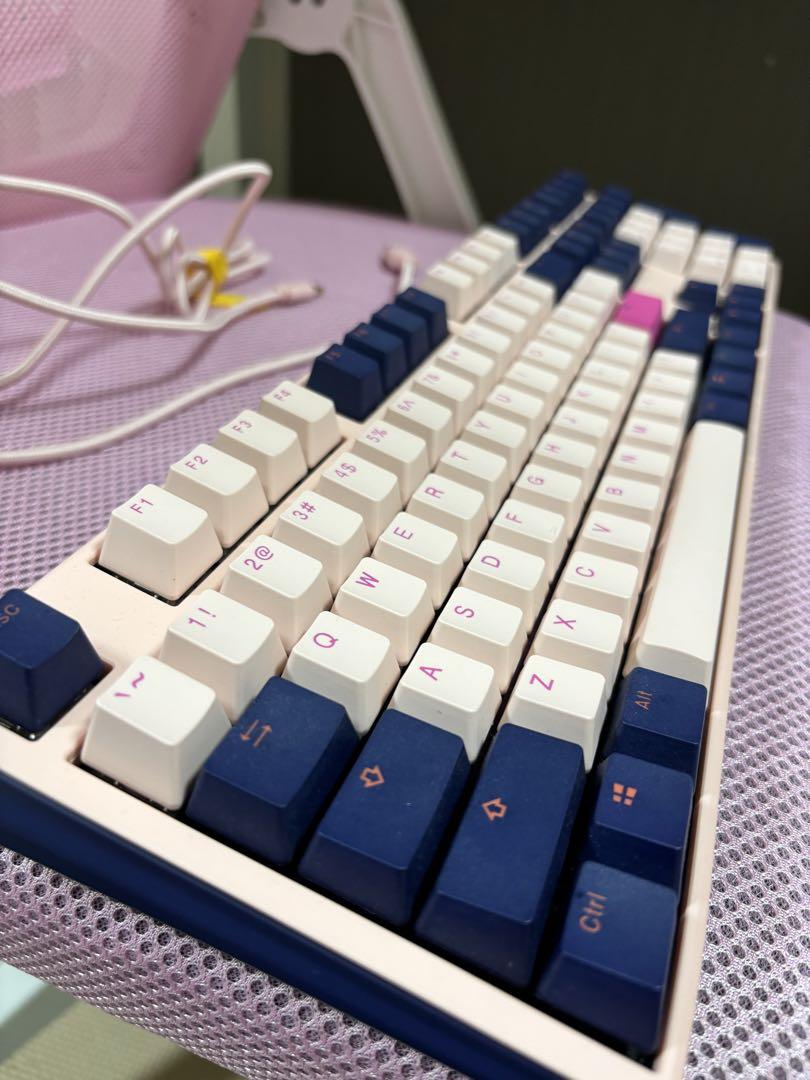 ducky one3 フルサイズ　ゲーミングキーボード