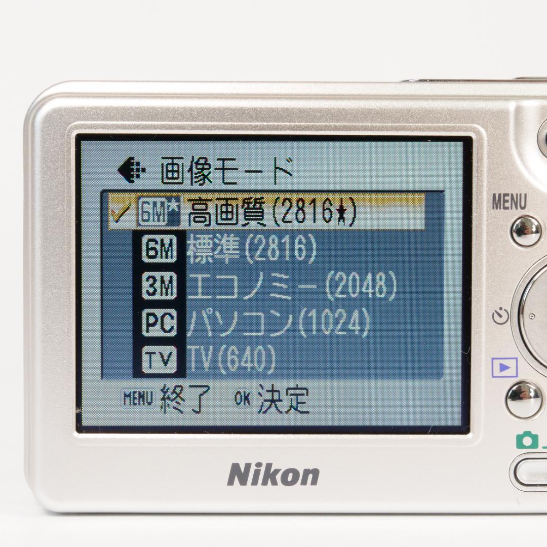 ほぼ新品✨Nikon ニコン COOLPIX S3 コンパクトデジタルカメラ