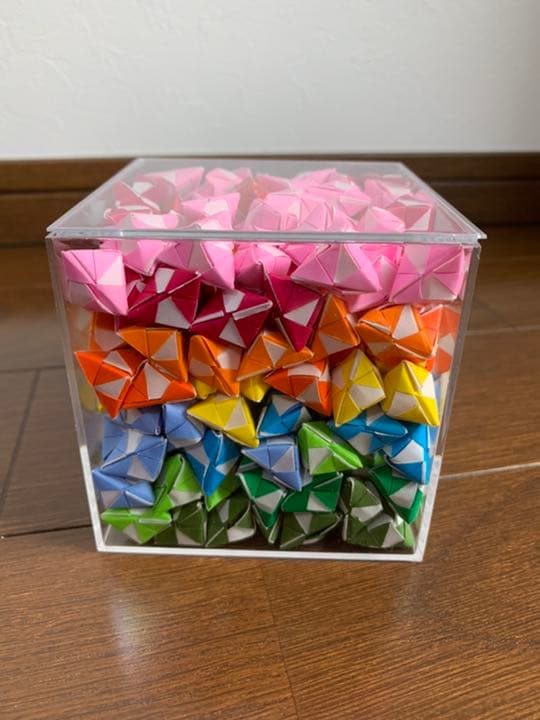 メルカリ 折り紙 三角錐 コレクションケース入り 植物 観葉植物 2 500 中古や未使用のフリマ