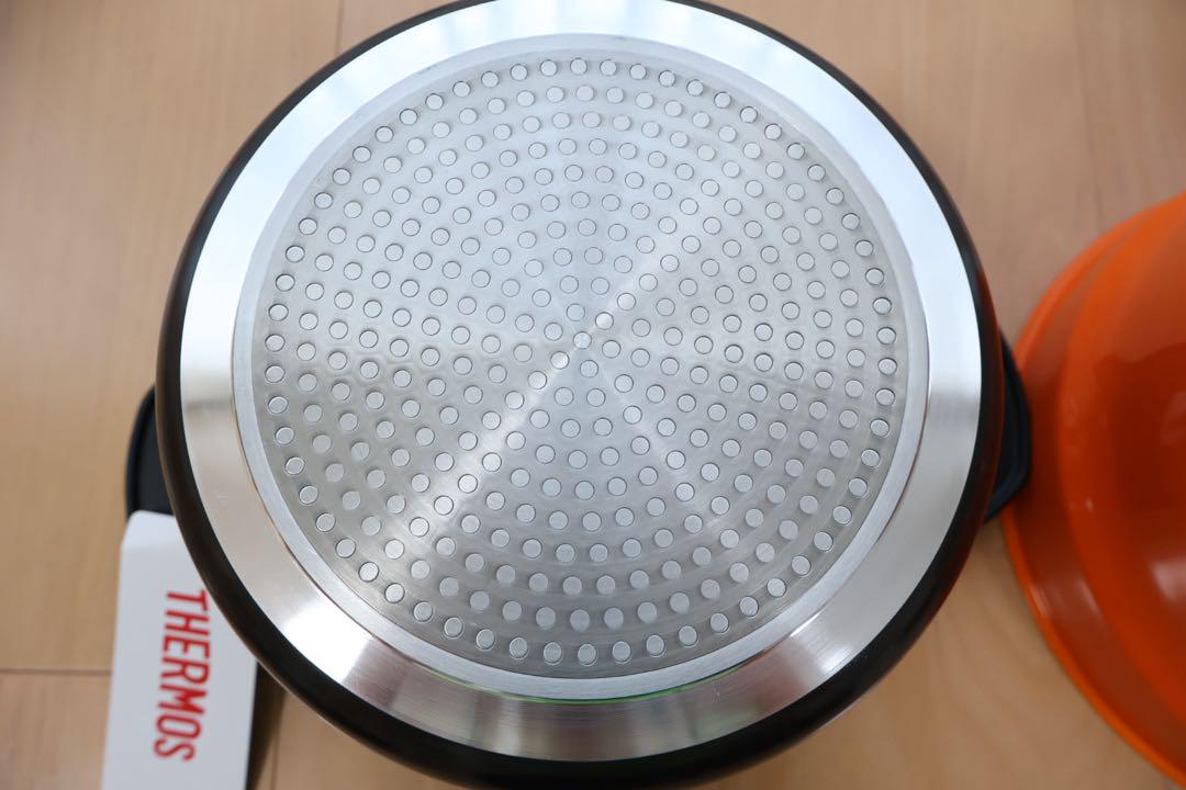 【新品未使用】サーモス 真空保温調理器 シャトルシェフ 2.8L オレンジ