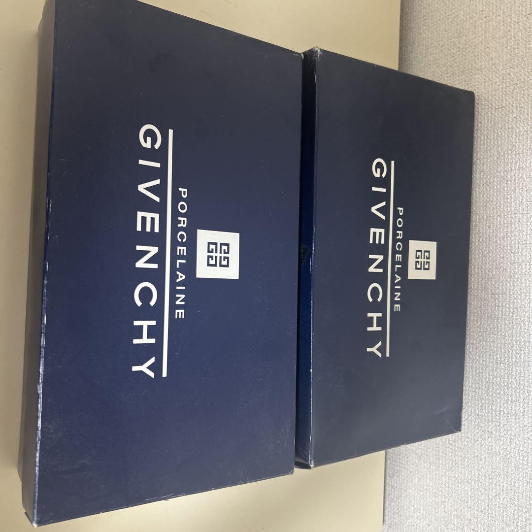 Givenchy ポーセリン 食器セットx2