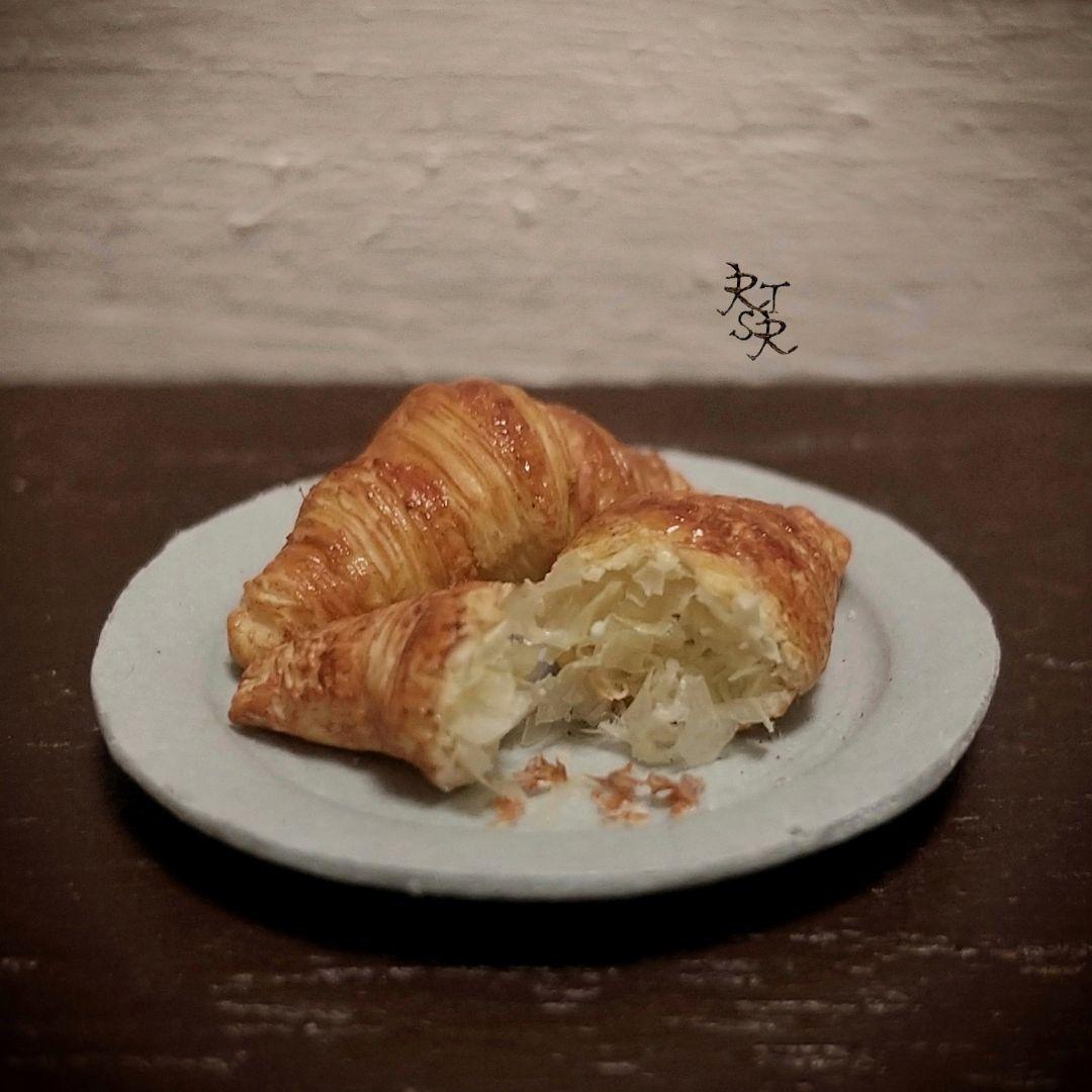 重なる層のクロワッサン　Type B　✧ミニチュアパン✧