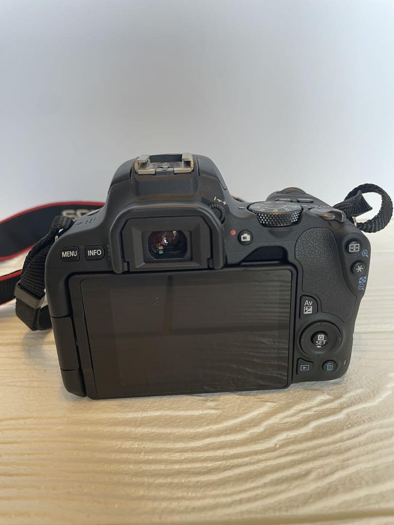 Canon EOS Kiss X9 デジタル一眼レフカメラ