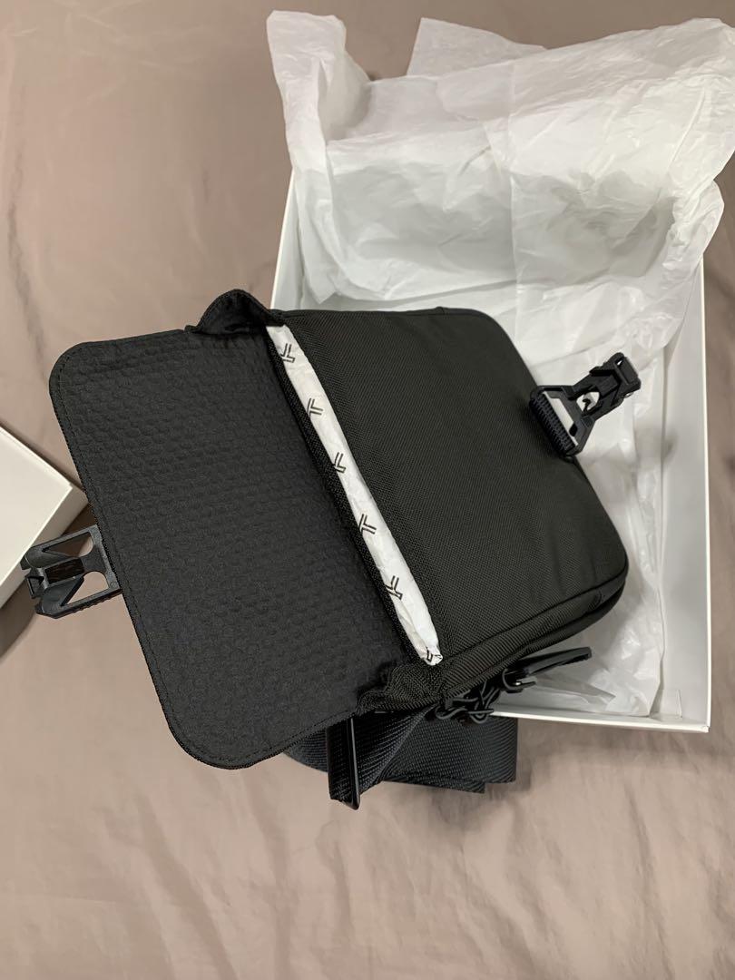 TUMI トゥミ Alpha Bravo ジュニア クロスボディ 0232709