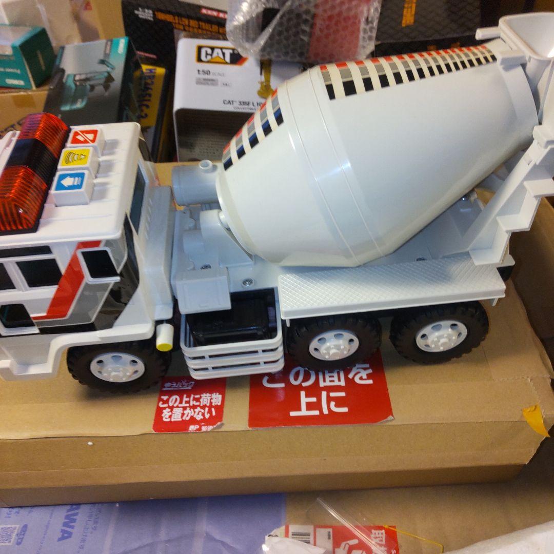 日産ディーゼル ミキサー車 & ダンプカー セット