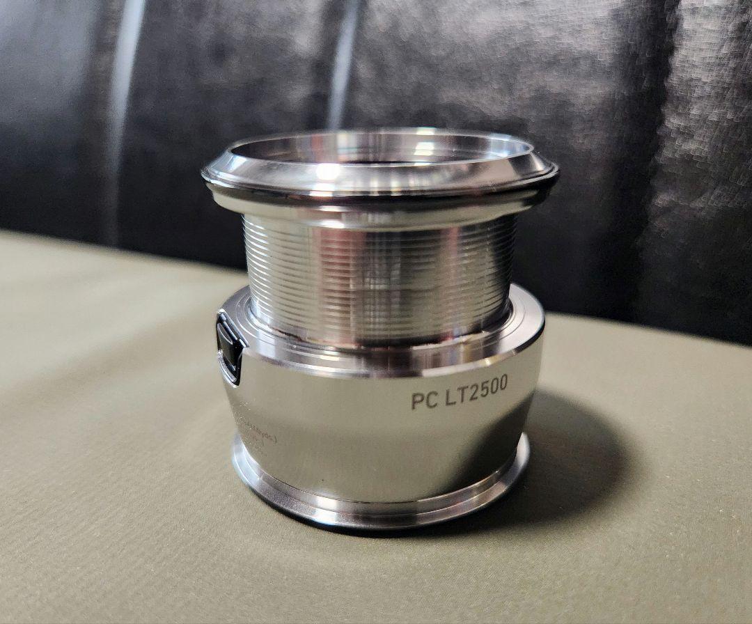 新品、未使用 Daiwa 22EXIST スプール PC LT2500
