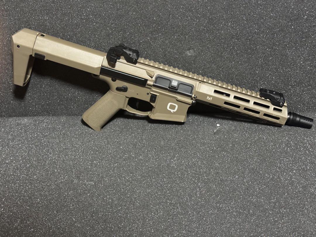 結婚祝い T*A様 Q Honey Badger タンカラー 置物 置物
