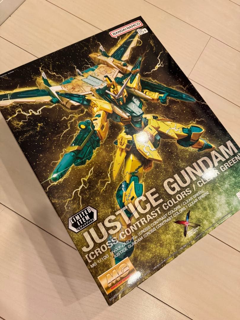 MG 1/100 ジャスティスガンダム クロスコントラストカラー クリアグリーン