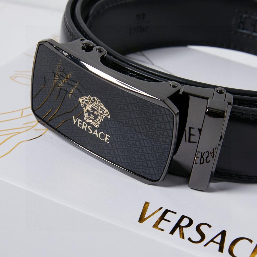 VERSACE ブラックレザー ベルト