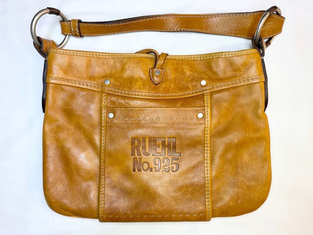 RUEHL No. 925 レザーショルダーバッグAbercrombie&Fitch WWW_OLIVIERBERNSTEIN_COM