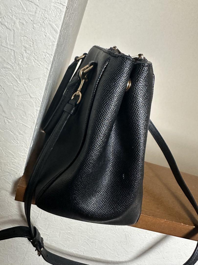 COACH ブラックレザー ハンドバッグ