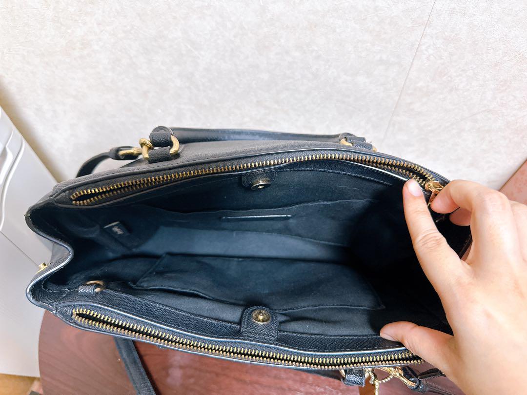 COACH ブラックレザー ハンドバッグ