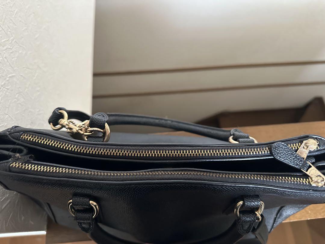 COACH ブラックレザー ハンドバッグ