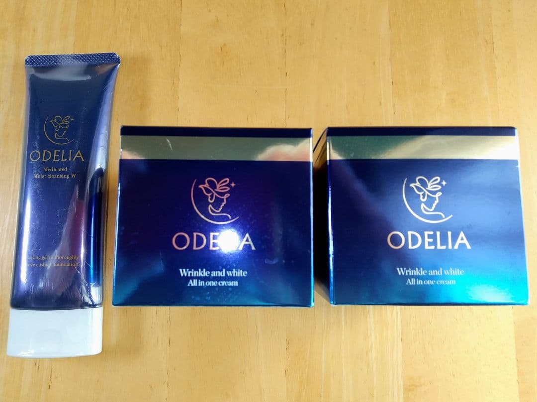 リンクル&ホワイト AIO クリーム クレンジングジェルODELIA