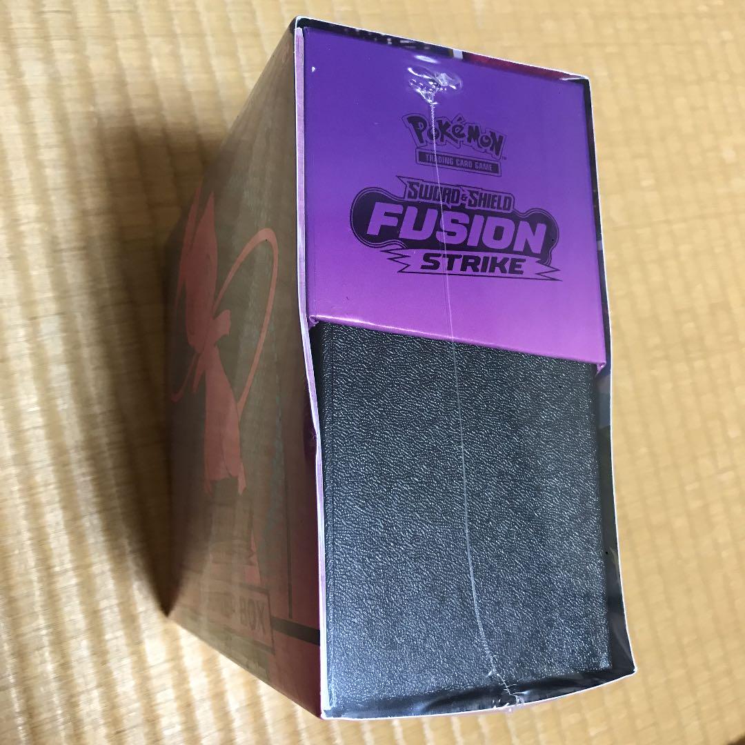 新品高評価 海外エリートトレーナーボックス Fusion Strike ミュウvmax Wtk6m-m94977715501 人気超激得