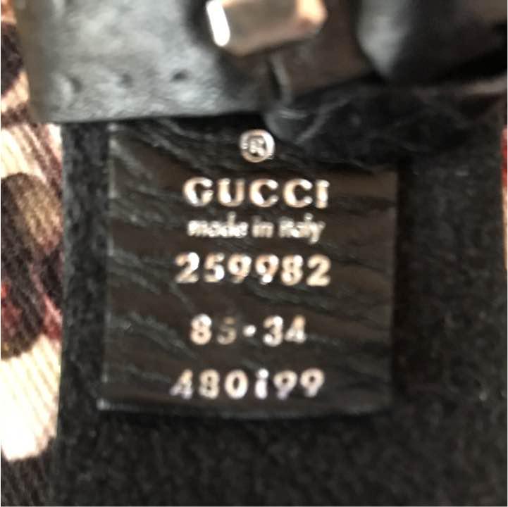 ＧＵＣＣＩ✨新品未使用✨イタリア製✨グッチ直営品 ブラックベルト