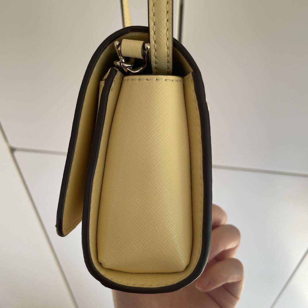 kate spade ケイトスペードショルダーバッグ　チェーンバッグ　黄色