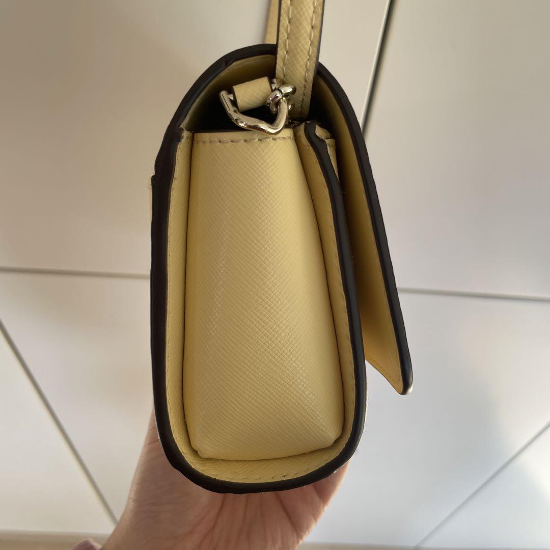 kate spade ケイトスペードショルダーバッグ　チェーンバッグ　黄色
