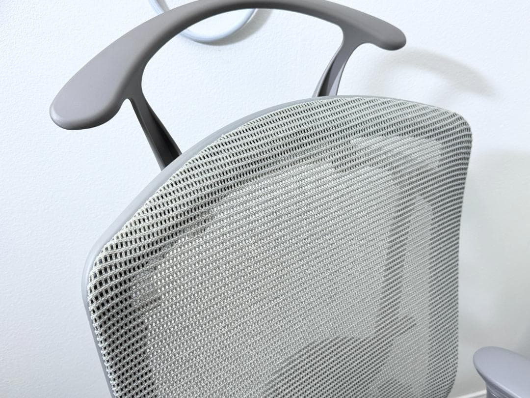 ホワイトグレー系