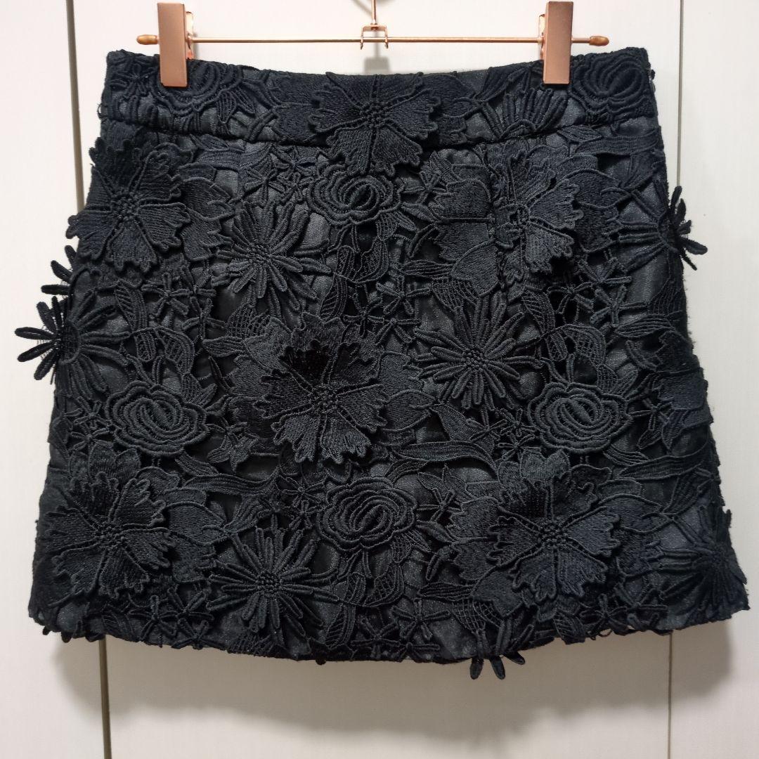 本店は SNIDEL ブラック0 3Dフラワーレースミニスカショーパン スナイデル パンツ