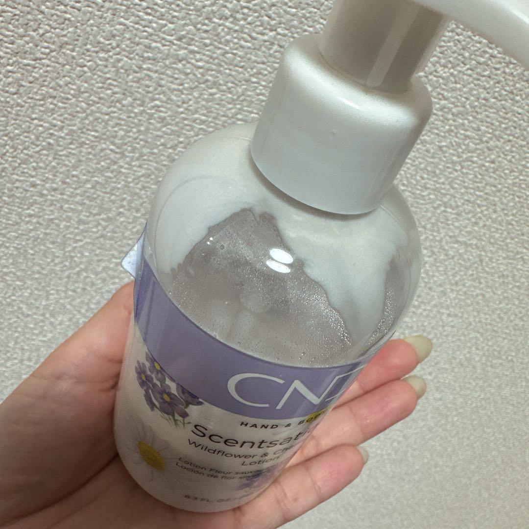 CND センセーション　ハンド＆ボディクリーム 4本セット