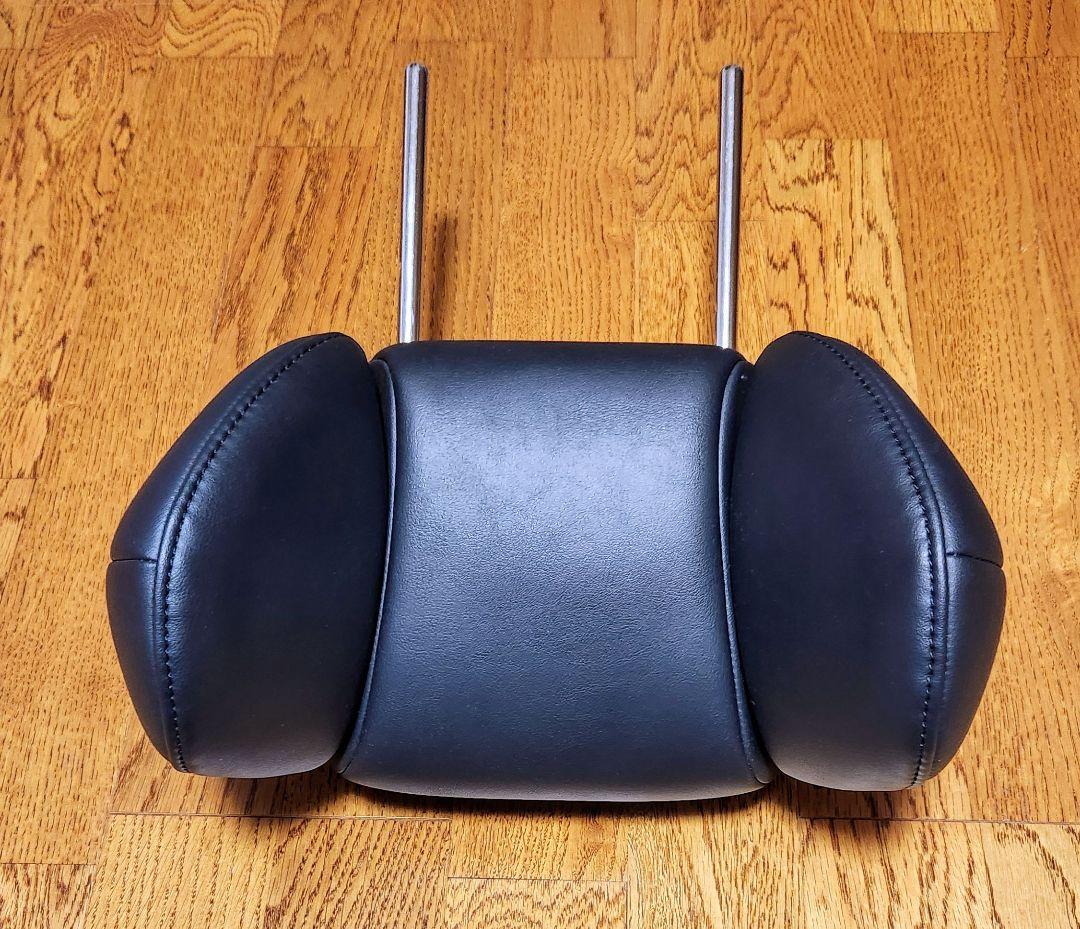 ヘッドレスト黒(アルファード30系にて使用)